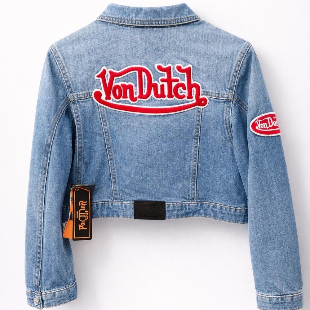 🆕Von Dutch Women’s Cropped Denim Jacket Y2K Logo Patch Blue Jean Trucker Jacket - Picture 4 of 9
